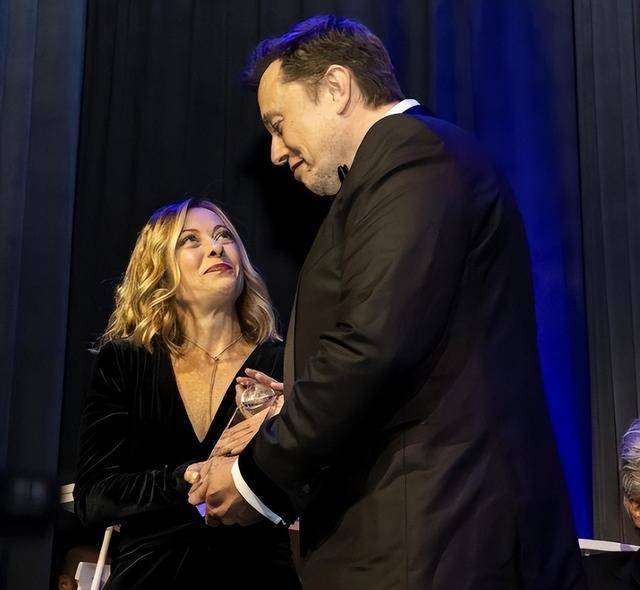 马斯克再次发推，AVAX瞬间上上扬3.14%-九游体育官网